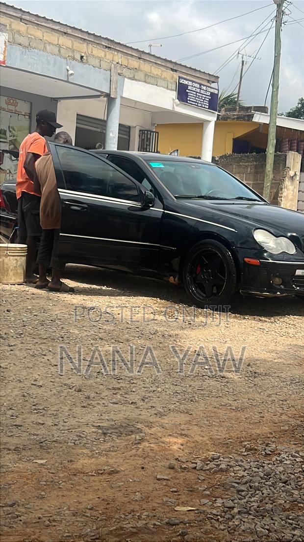 Mercedes-Benz C230 2005 Black