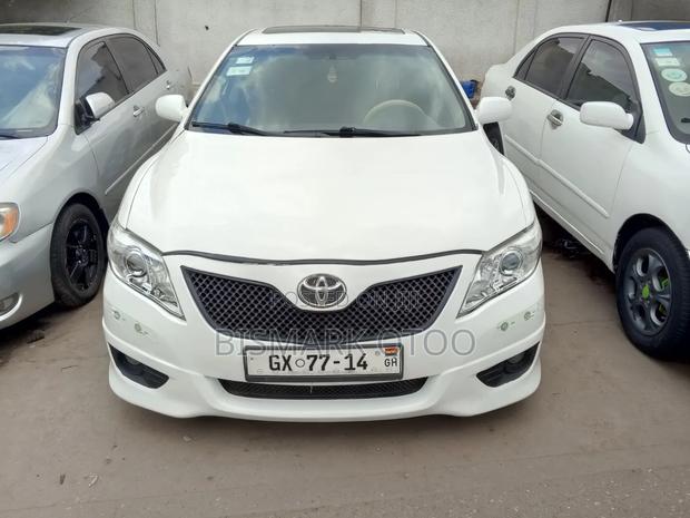 Toyota Camry SE 4dr Sedan (2.5L 4cyl 6AM) 2010 White