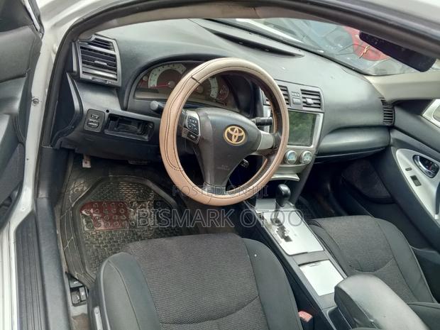 Toyota Camry SE 4dr Sedan (2.5L 4cyl 6AM) 2010 White