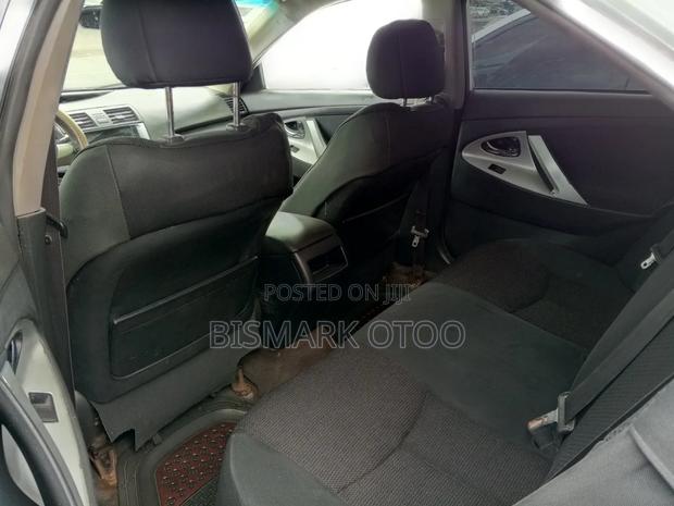 Toyota Camry SE 4dr Sedan (2.5L 4cyl 6AM) 2010 White