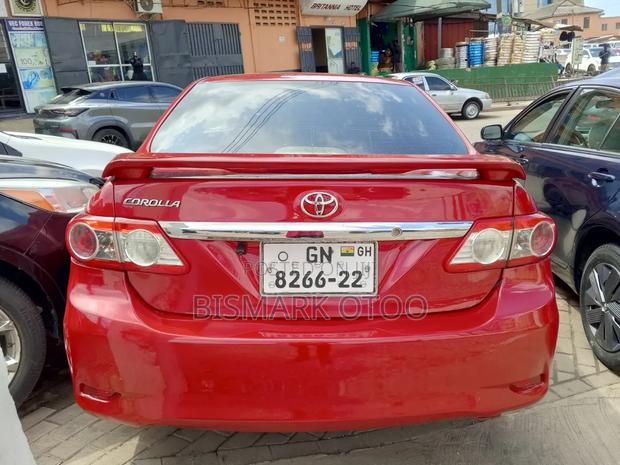 Toyota Corolla LE 4dr Sedan (1.8L 4cyl 4A) 2013 Red