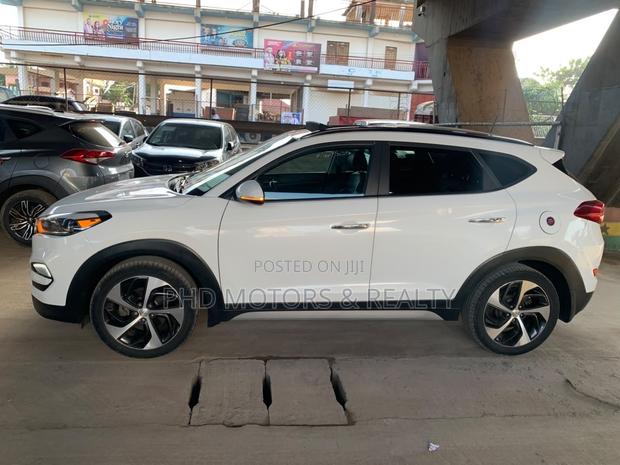 Hyundai Tucson Limited AWD 2018 White