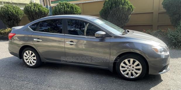 Nissan Sentra SV 2017 Gray