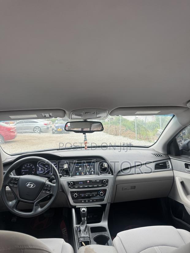 Hyundai Sonata SE 2017 Silver