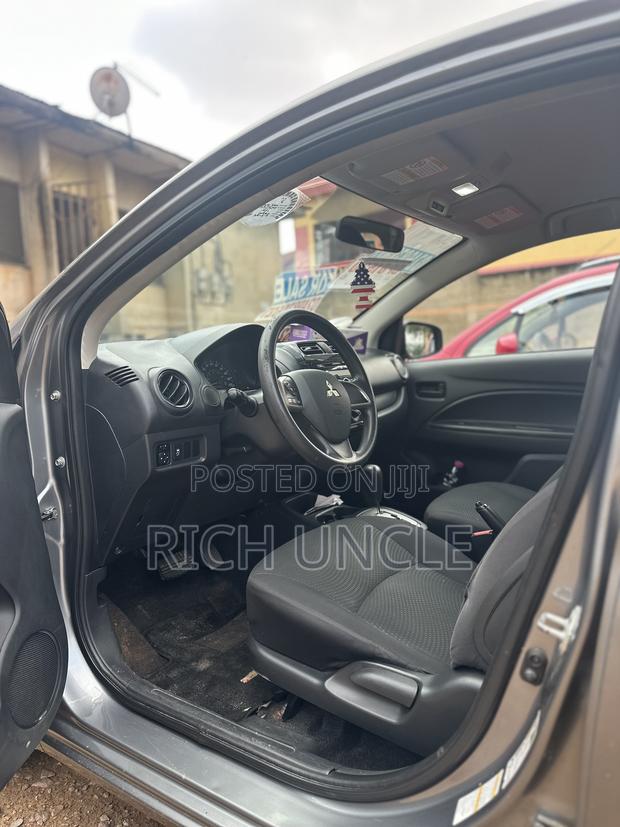Mitsubishi Mirage G4 2023 Gray