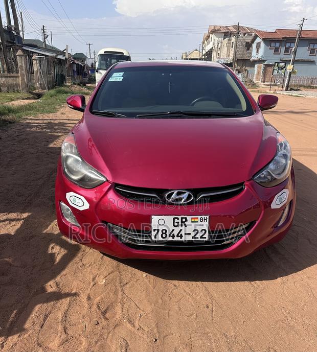 Hyundai Elantra Limited Sedan FWD (1.8L 4cyl 6A) 2013 Red