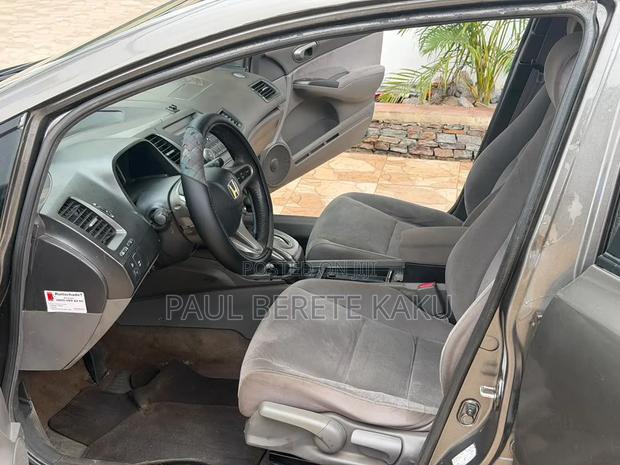 Honda Civic Hybrid Sedan 2013 Gray