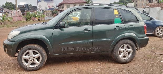 Toyota RAV4 2008 Green