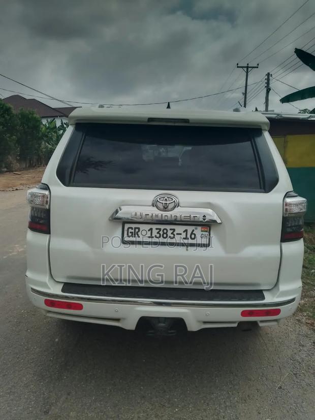 Toyota 4-Runner Limited 4dr SUV (4.0L 6cyl 5A) 2015 White