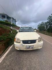 Hyundai Accent GL 2004 White for sale