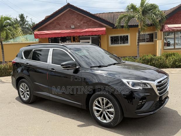Jetour X70 1.5 7-Seater FWD 2019 Black