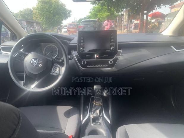 Toyota Corolla LE 2021 Black