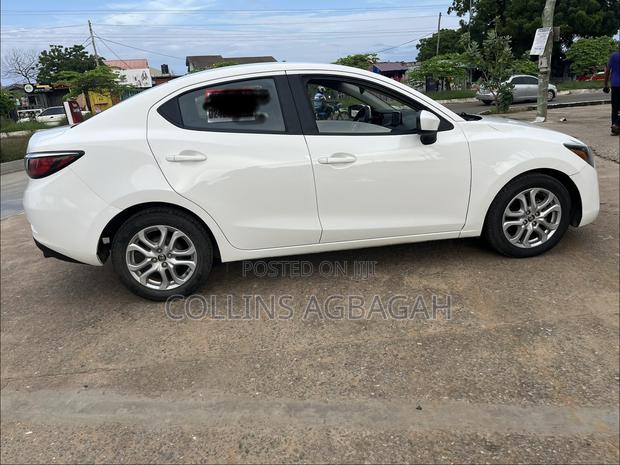 Toyota Yaris iA 1.5 FWD 2018 White