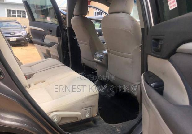 Toyota Highlander 2016 Silver