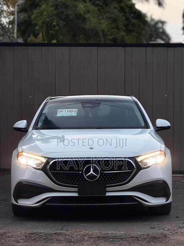 Mercedes-Benz E350 2025 White