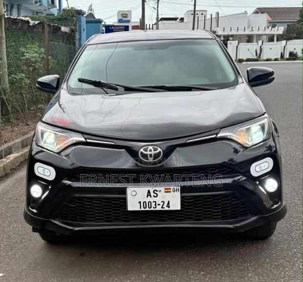 Toyota RAV4 2017 Black