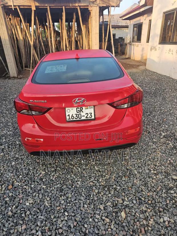 Hyundai Elantra 2013 Red