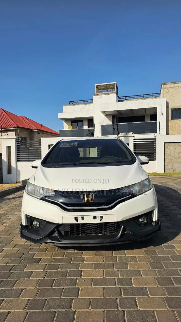 Honda Fit 2017 White