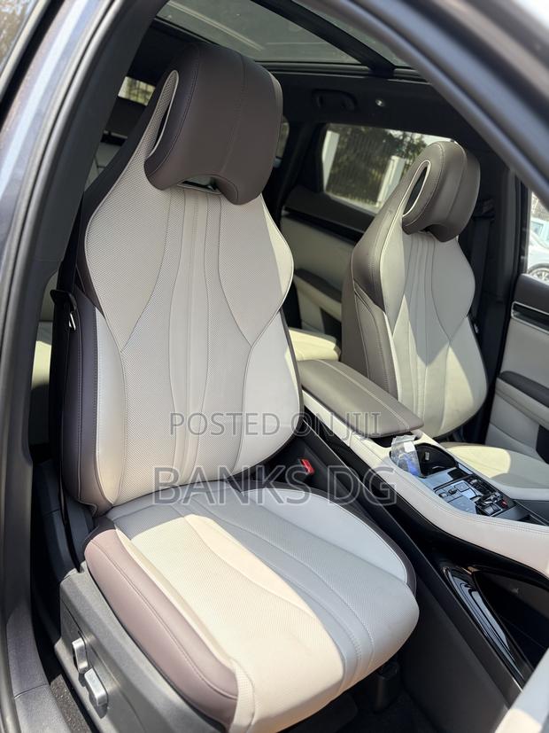 New BYD Song Plus DM-i 2025 Silver