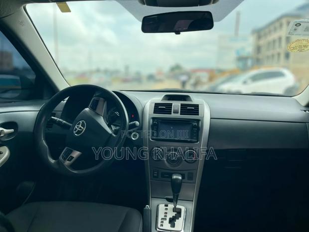 Toyota Corolla 2013 Blue