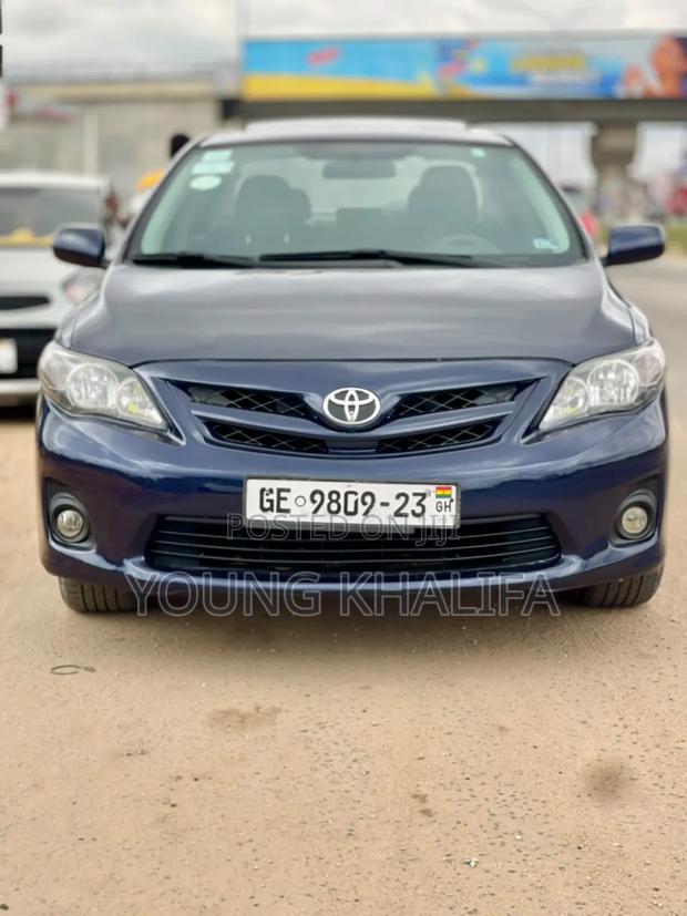 Toyota Corolla 2013 Blue