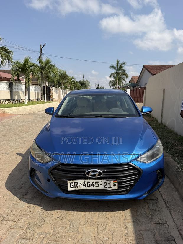 Hyundai Elantra 2018 Blue