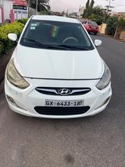 Hyundai Accent SE Automatic 2011 White for sale