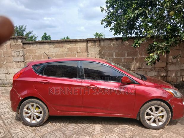 Hyundai Accent GLS 2013 Red