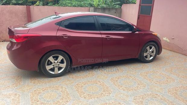 Hyundai Elantra 2013