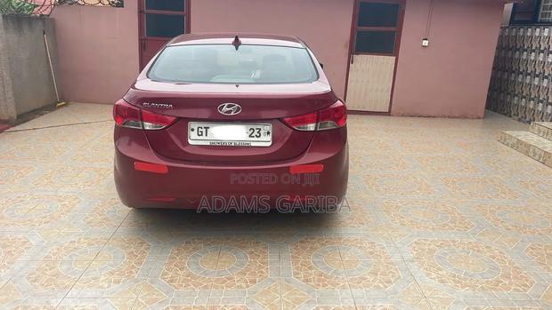 Hyundai Elantra 2013