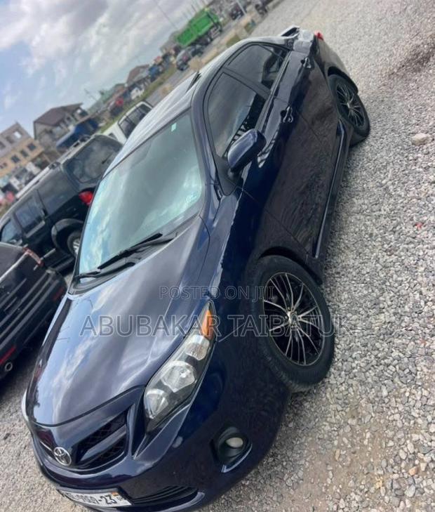 Toyota Corolla S 4dr Sedan (1.8L 4cyl 4A) 2013 Blue