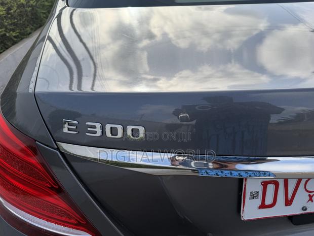Mercedes-Benz E300 2018 Gray