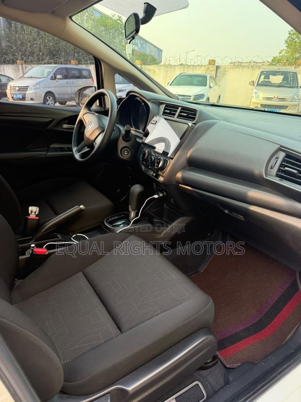 Honda Fit 2018 White
