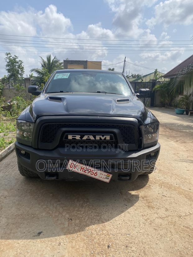 RAM 1500 2017 Black