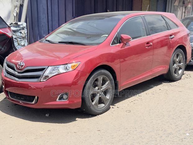 Toyota Venza Limited 2014 Red