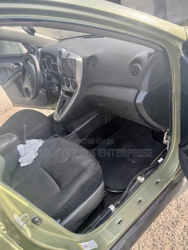 Pontiac Vibe 1.8L 2010 Green