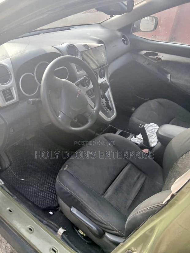Pontiac Vibe 1.8L 2010 Green