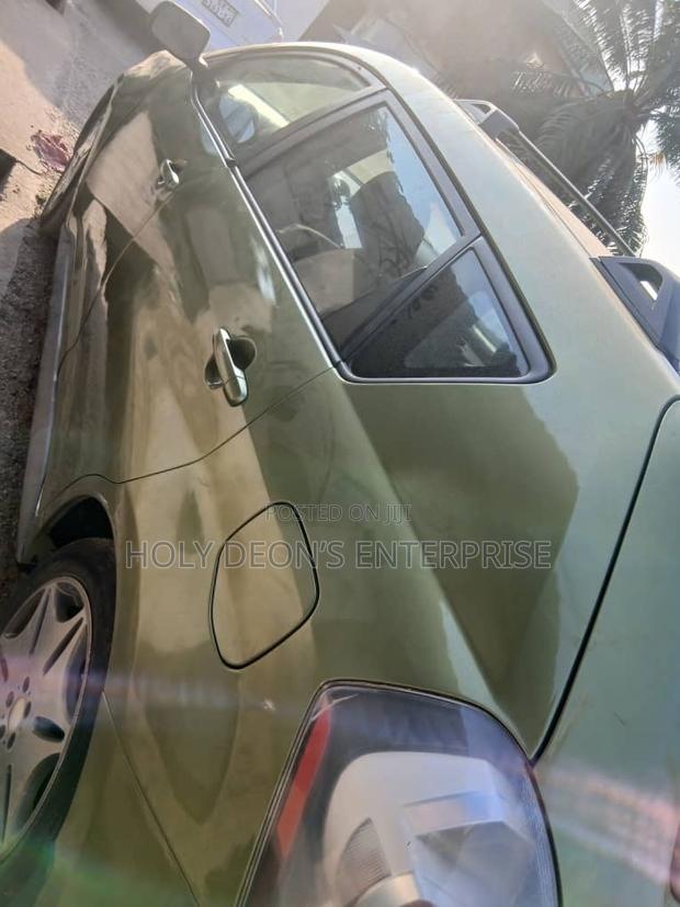 Pontiac Vibe 1.8L 2010 Green