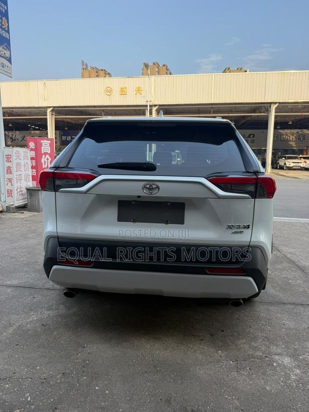New Toyota RAV4 2023 Black