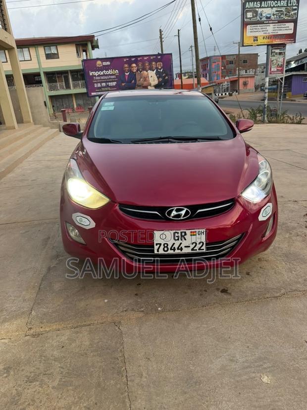 Hyundai Elantra 2013 Red