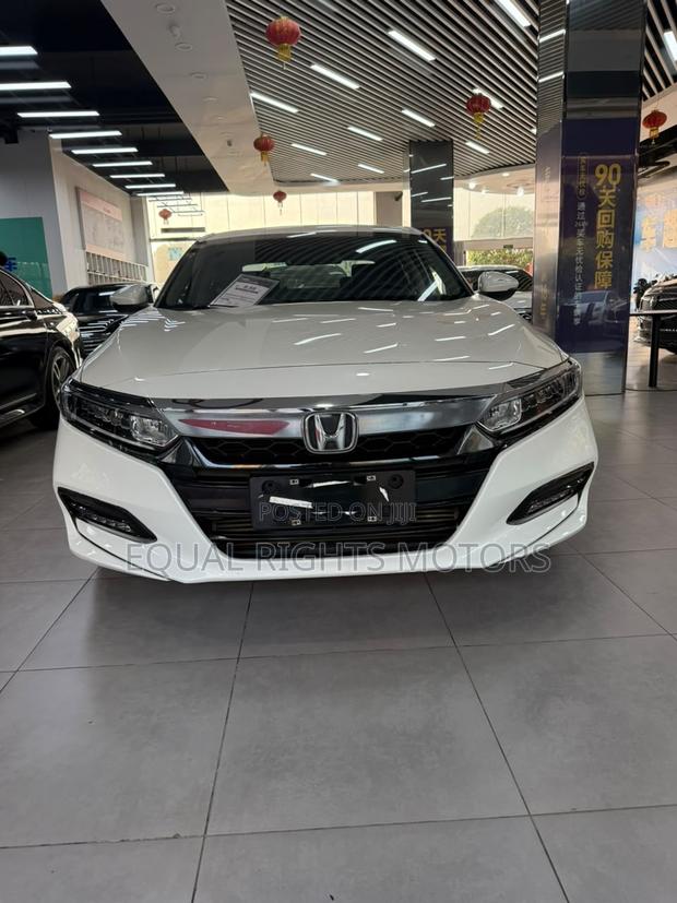 Honda Accord 2019 White