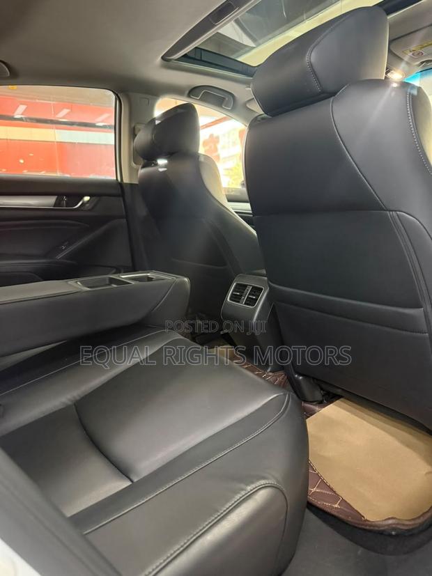 Honda Accord 2019 White