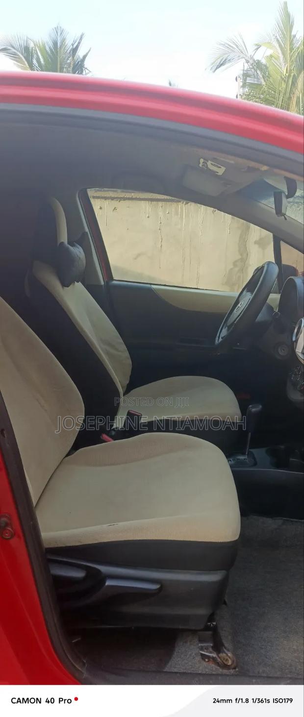 Toyota Vitz 2013 Red