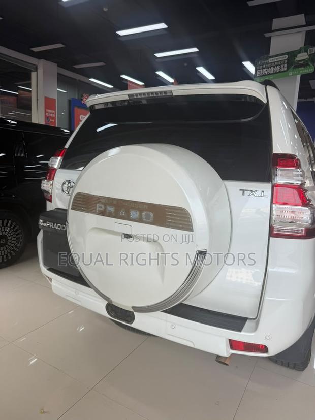 Toyota Land Cruiser 2019 Black