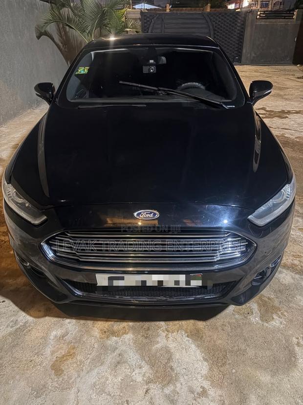 Ford Fusion SE 2013 Black