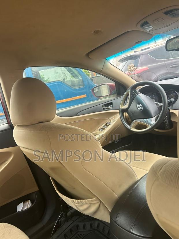 Hyundai Sonata 2012 Red
