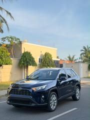 Toyota RAV4 XLE Premium 2021 Blue for sale