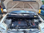 Toyota Sienta 2012 White for sale