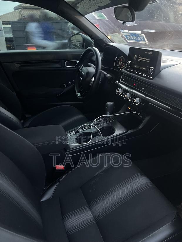 Honda Civic Sport CVT 2025 Silver