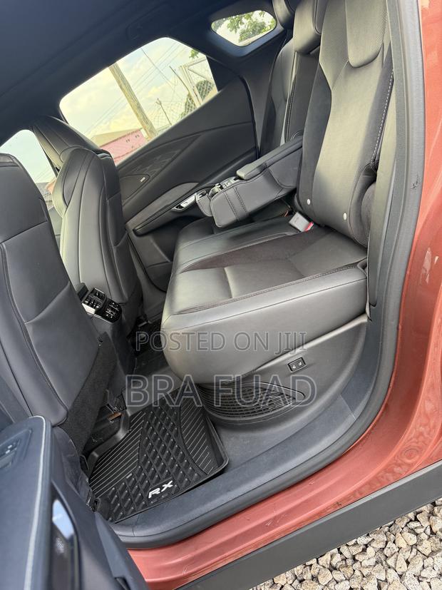 Lexus RX 500h F SPORT Performance AWD 2024 Purple